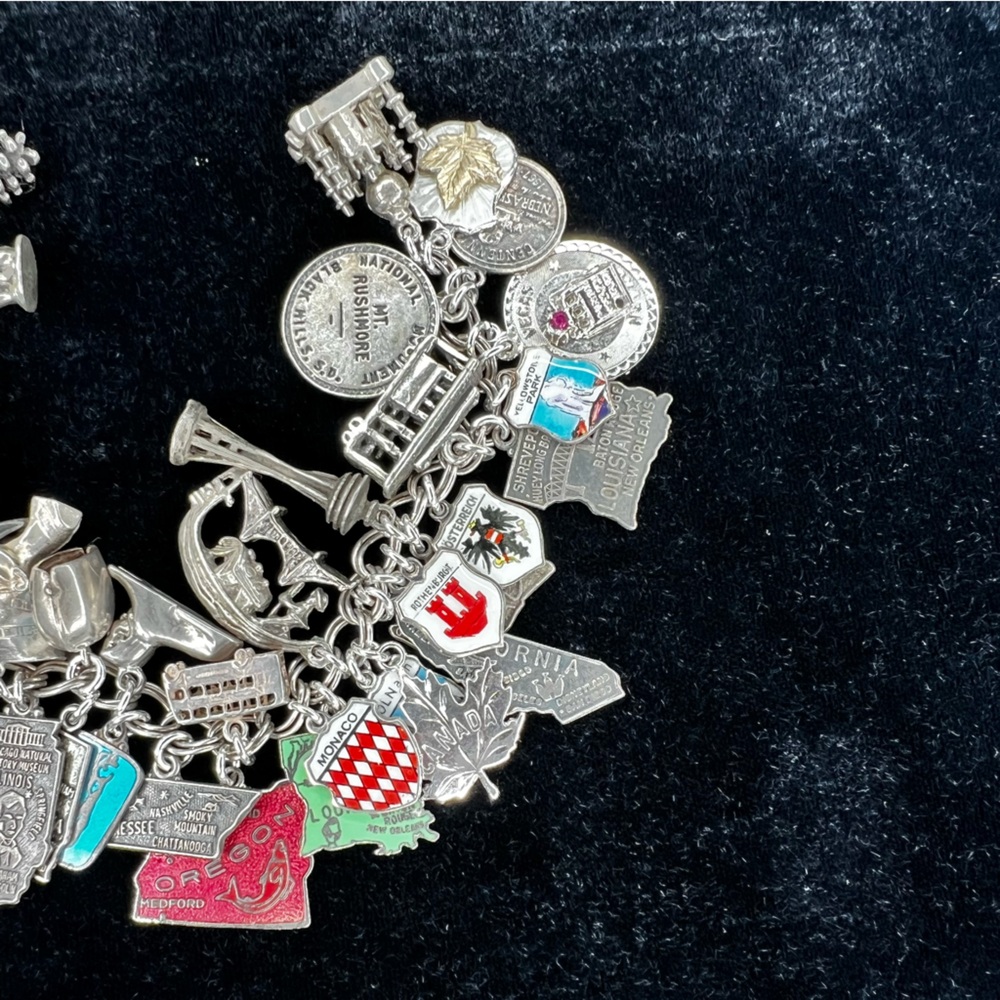 Vintage Travel LOADED Sterling 925 Silver Enamel Foreign & USA Charm Bracelet - Picture 10 of 16